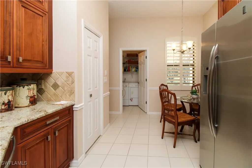 172 Vintage Circle Naples FL 34119