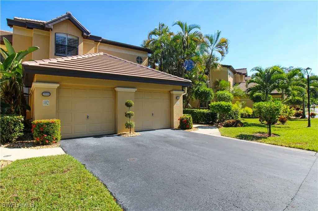 172 Vintage Circle Naples FL 34119