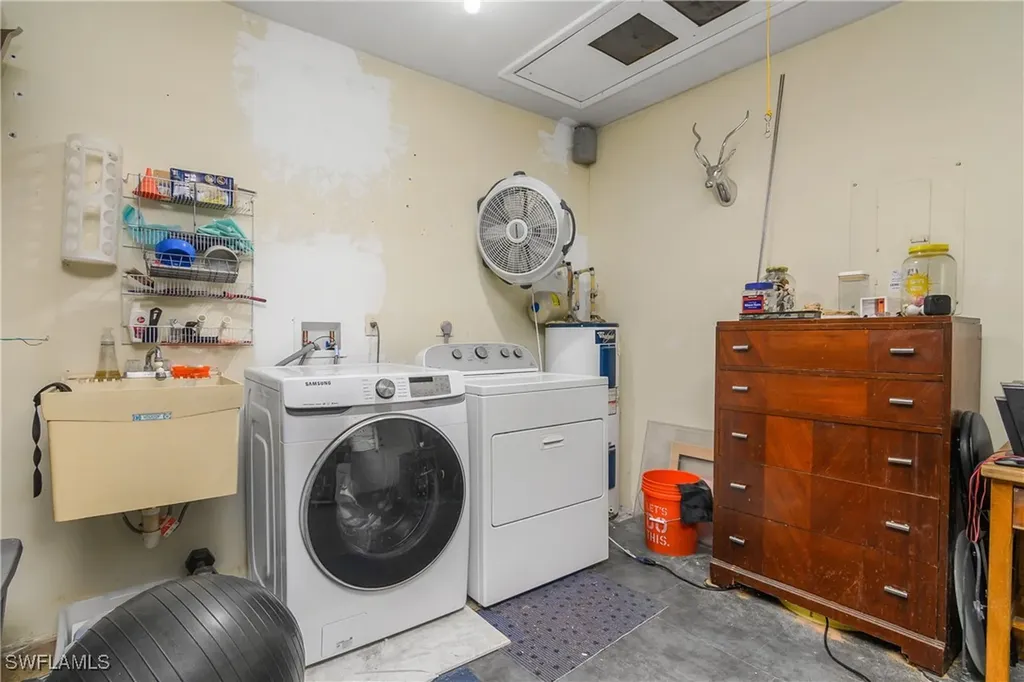 191 Round Key Circle Naples FL 34112
