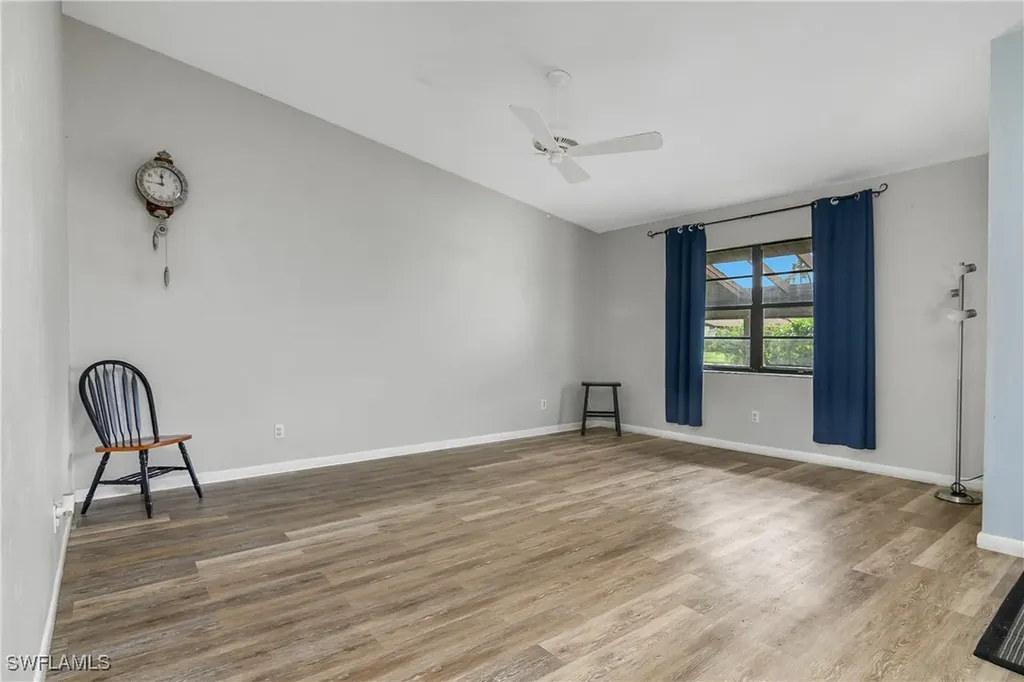 191 Round Key Circle Naples FL 34112