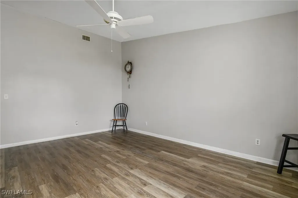 191 Round Key Circle Naples FL 34112