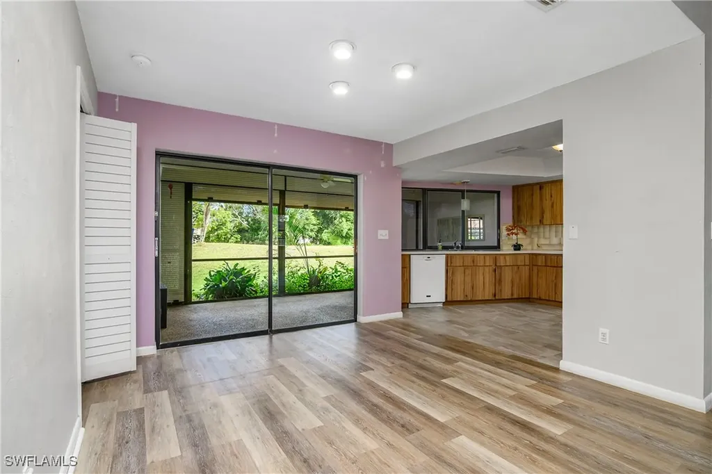 191 Round Key Circle Naples FL 34112