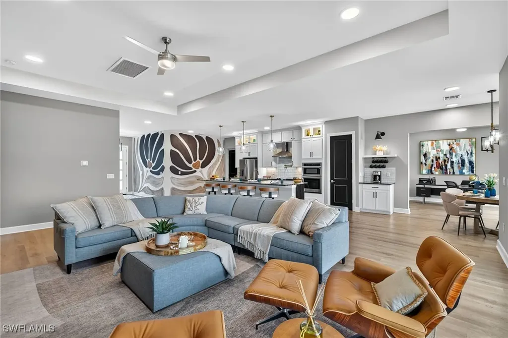 4151 NE 9th Avenue Cape Coral FL 33909