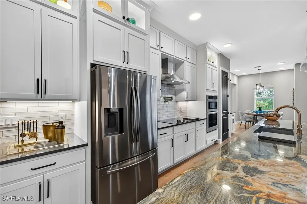 4151 NE 9th Avenue Cape Coral FL 33909