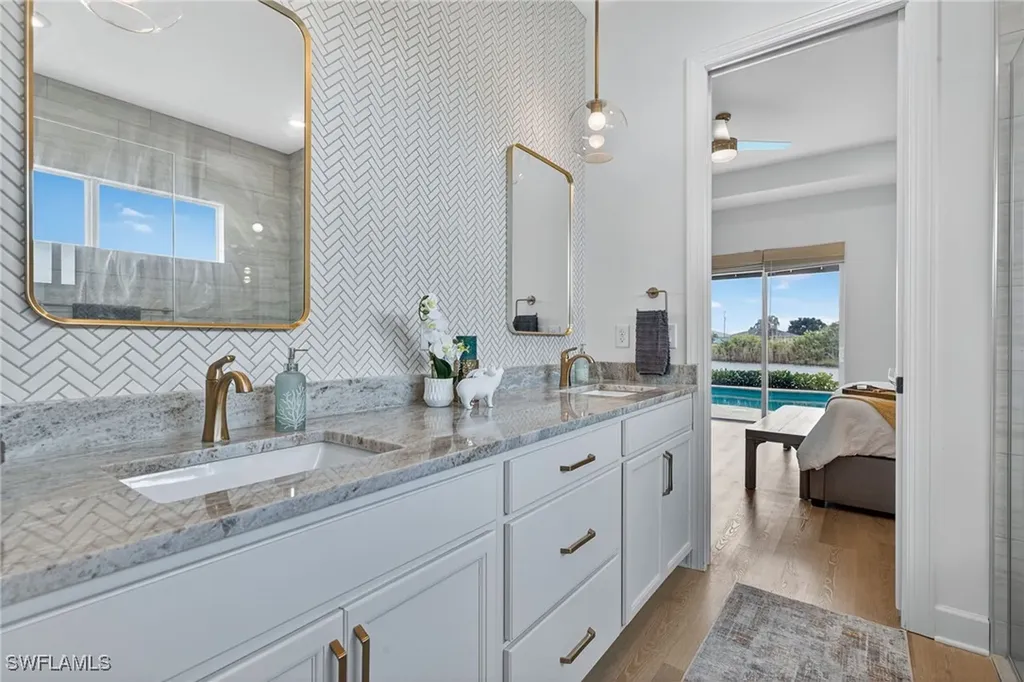 4151 NE 9th Avenue Cape Coral FL 33909