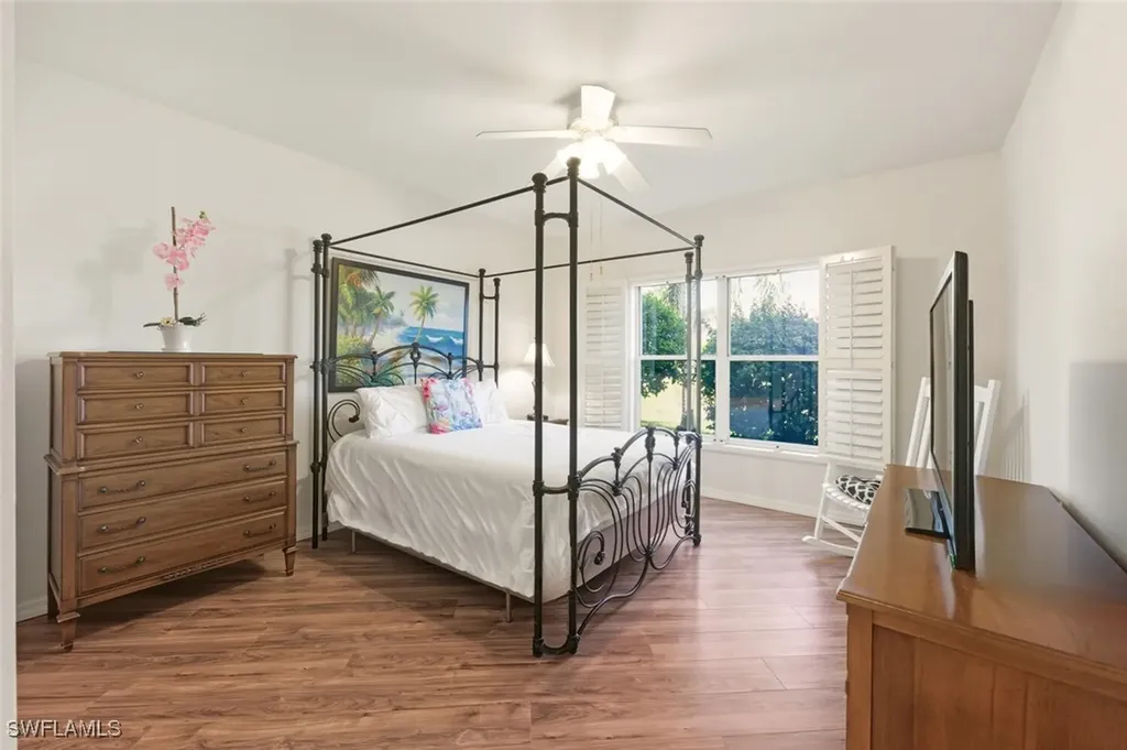 636 Windsor Square Naples FL 34104