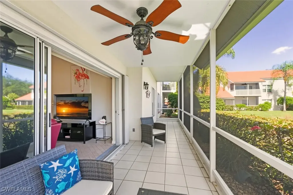 636 Windsor Square Naples FL 34104