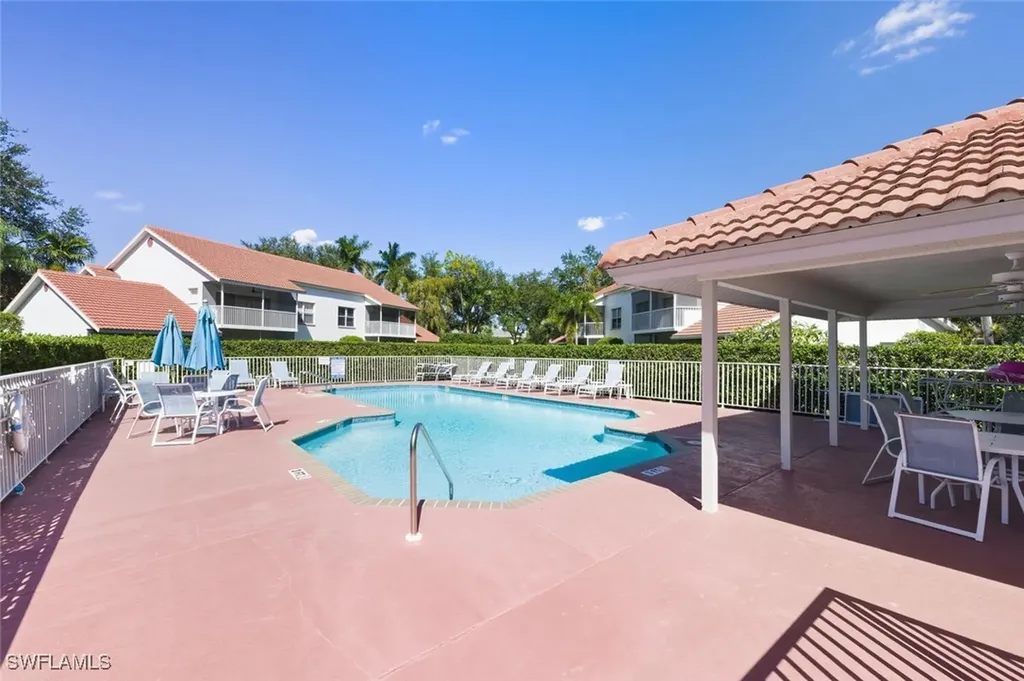 636 Windsor Square Naples FL 34104