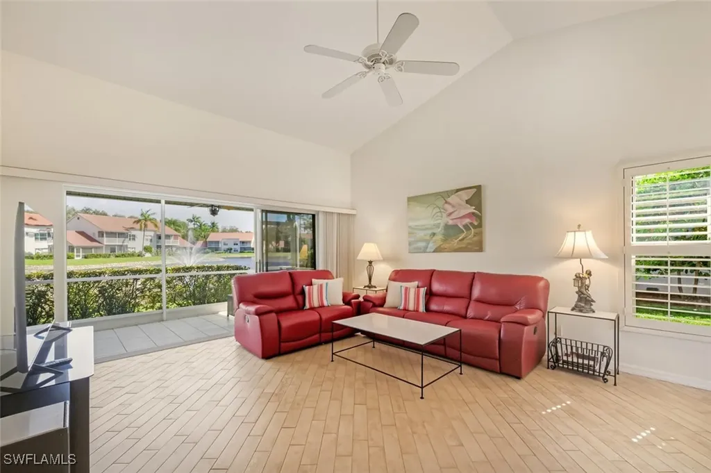 636 Windsor Square Naples FL 34104