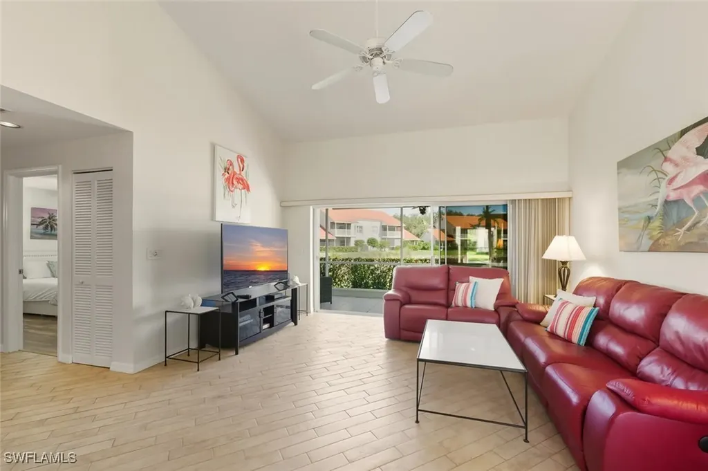 636 Windsor Square Naples FL 34104