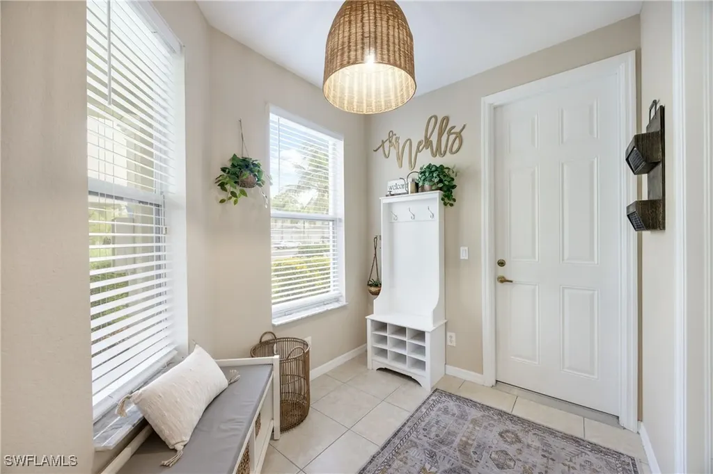 1320 Mariposa Circle Naples FL 34105
