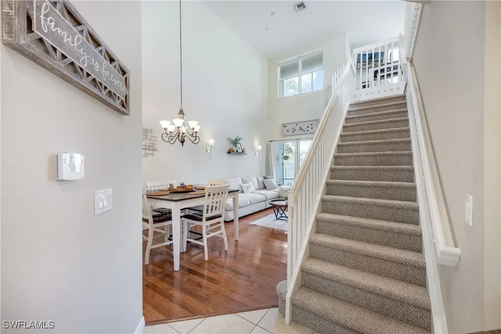 1320 Mariposa Circle Naples FL 34105