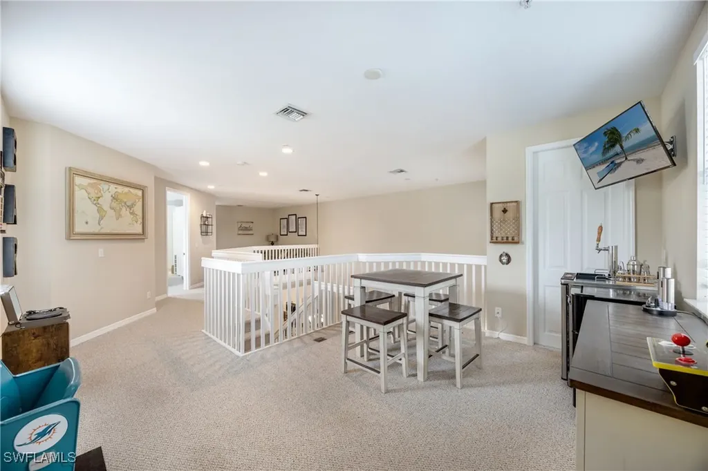 1320 Mariposa Circle Naples FL 34105
