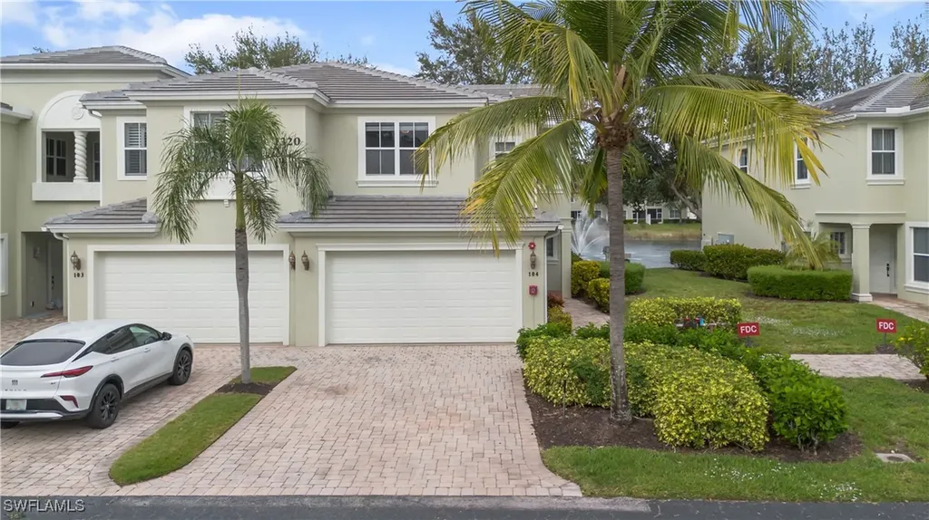 1320 Mariposa Circle Naples FL 34105