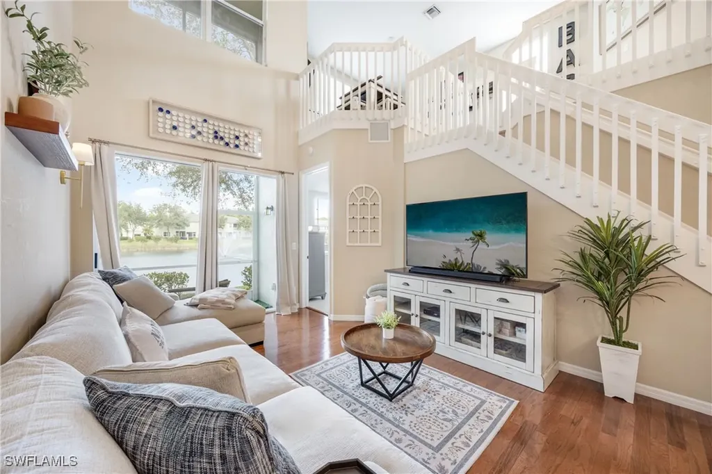 1320 Mariposa Circle Naples FL 34105
