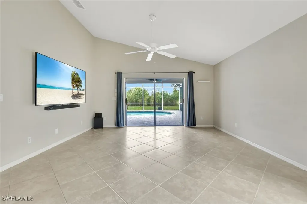 15645 Beachcomber Avenue Fort Myers FL 33908