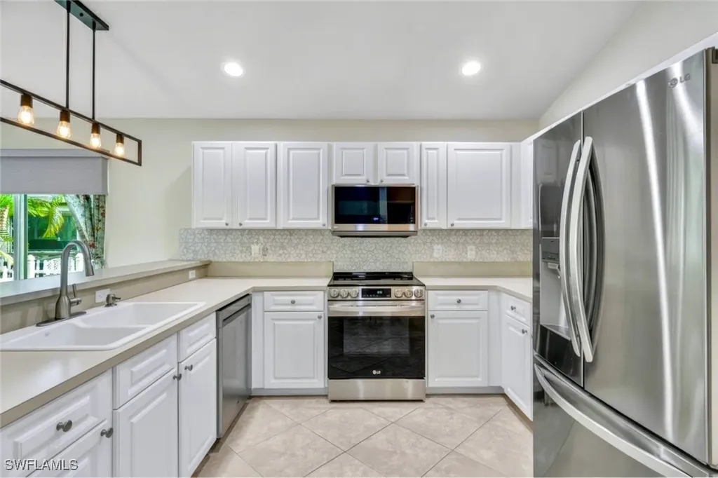15645 Beachcomber Avenue Fort Myers FL 33908