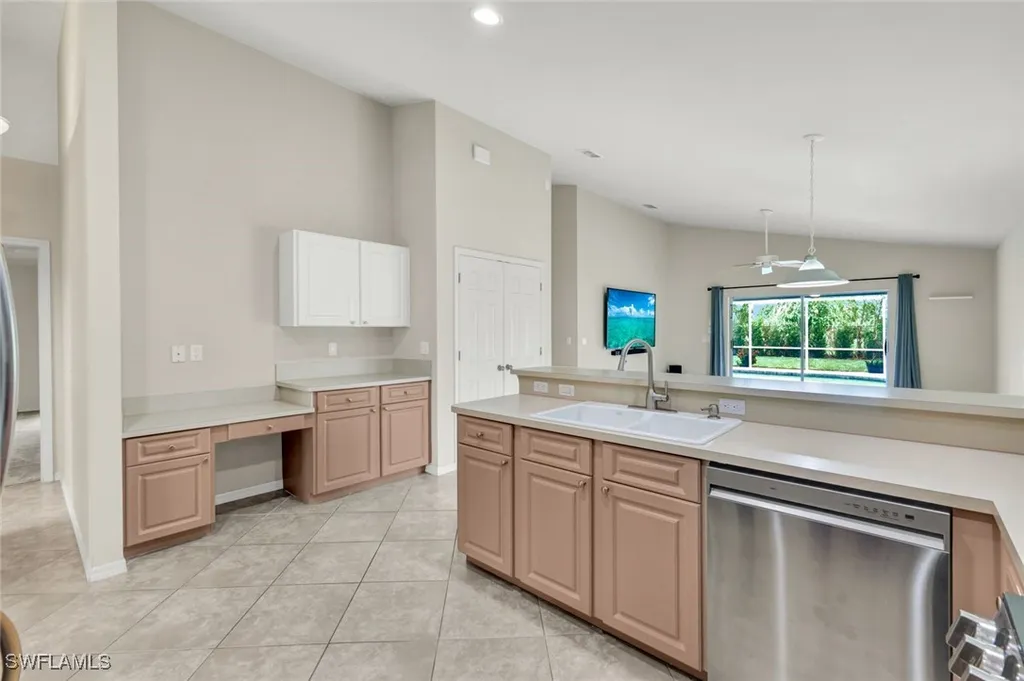 15645 Beachcomber Avenue Fort Myers FL 33908