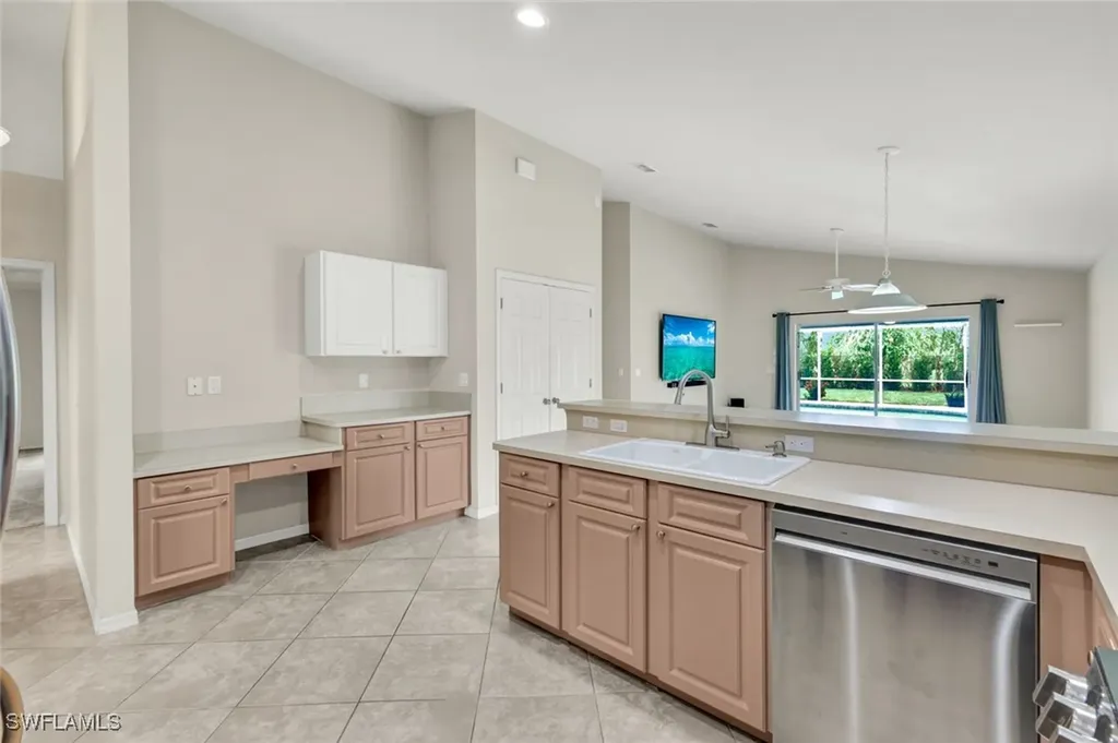 15645 Beachcomber Avenue Fort Myers FL 33908