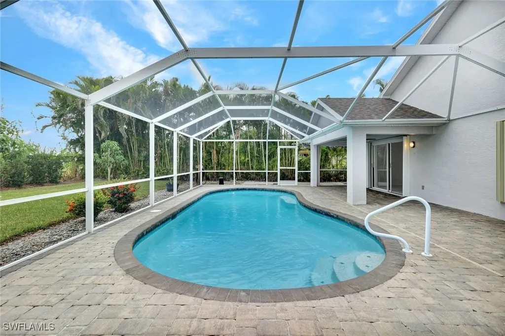 15645 Beachcomber Avenue Fort Myers FL 33908