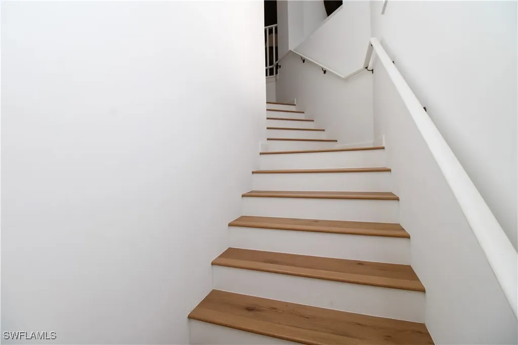 26956 Montego Pointe Court Bonita Springs FL 34134