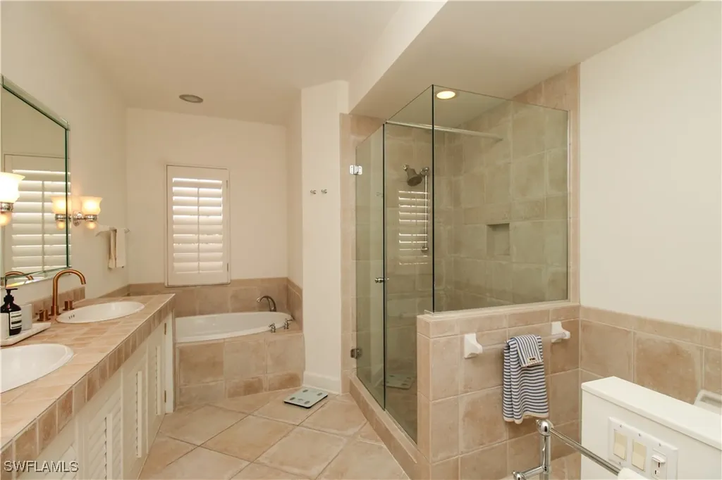 26956 Montego Pointe Court Bonita Springs FL 34134