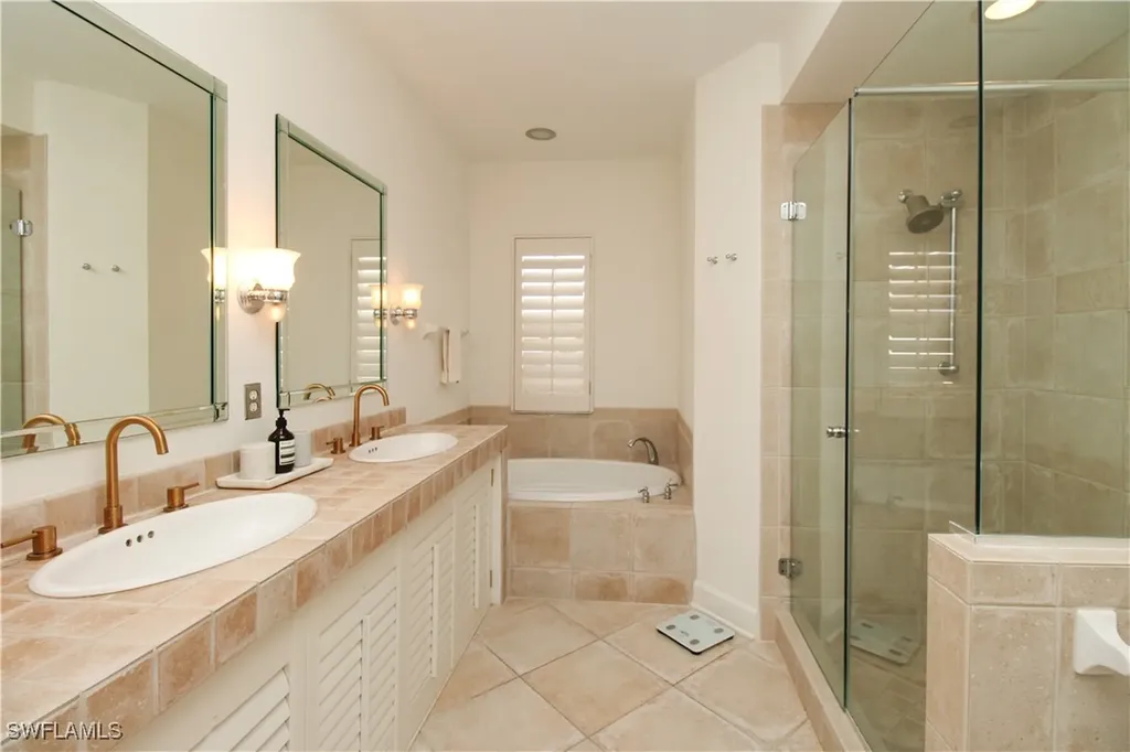 26956 Montego Pointe Court Bonita Springs FL 34134