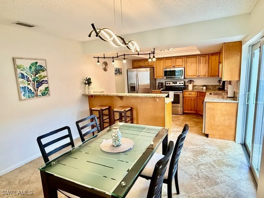 755 106th Avenue N Naples FL 34108