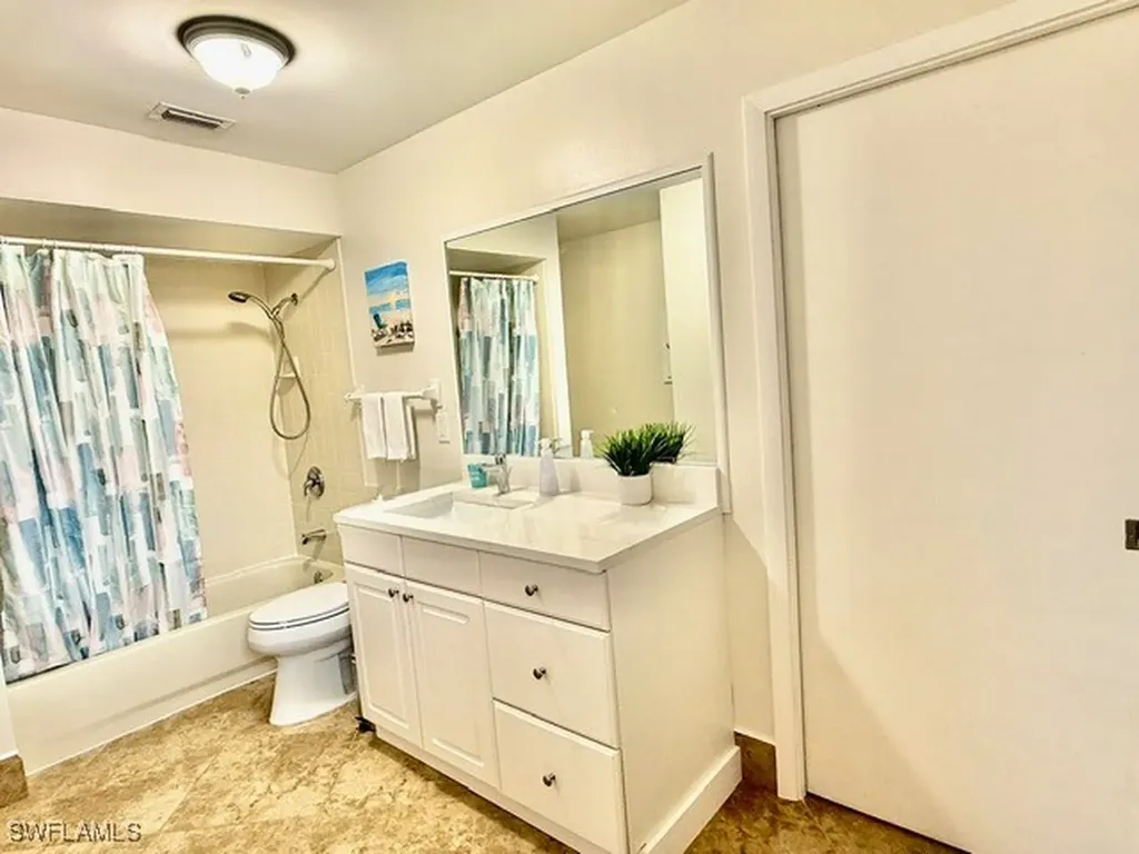 755 106th Avenue N Naples FL 34108