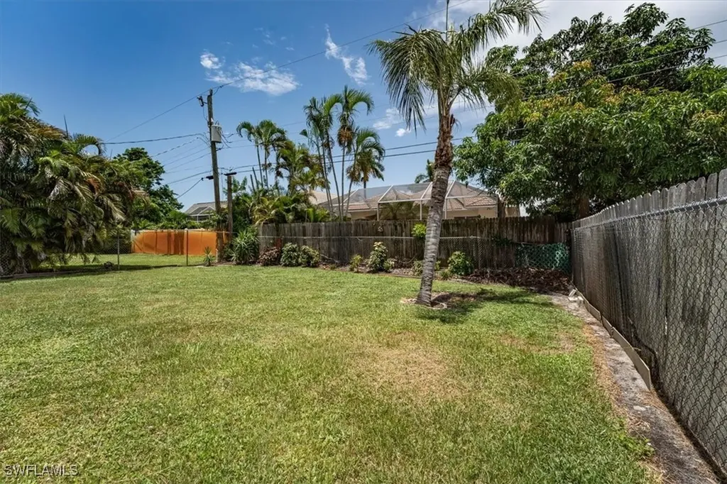 755 106th Avenue N Naples FL 34108