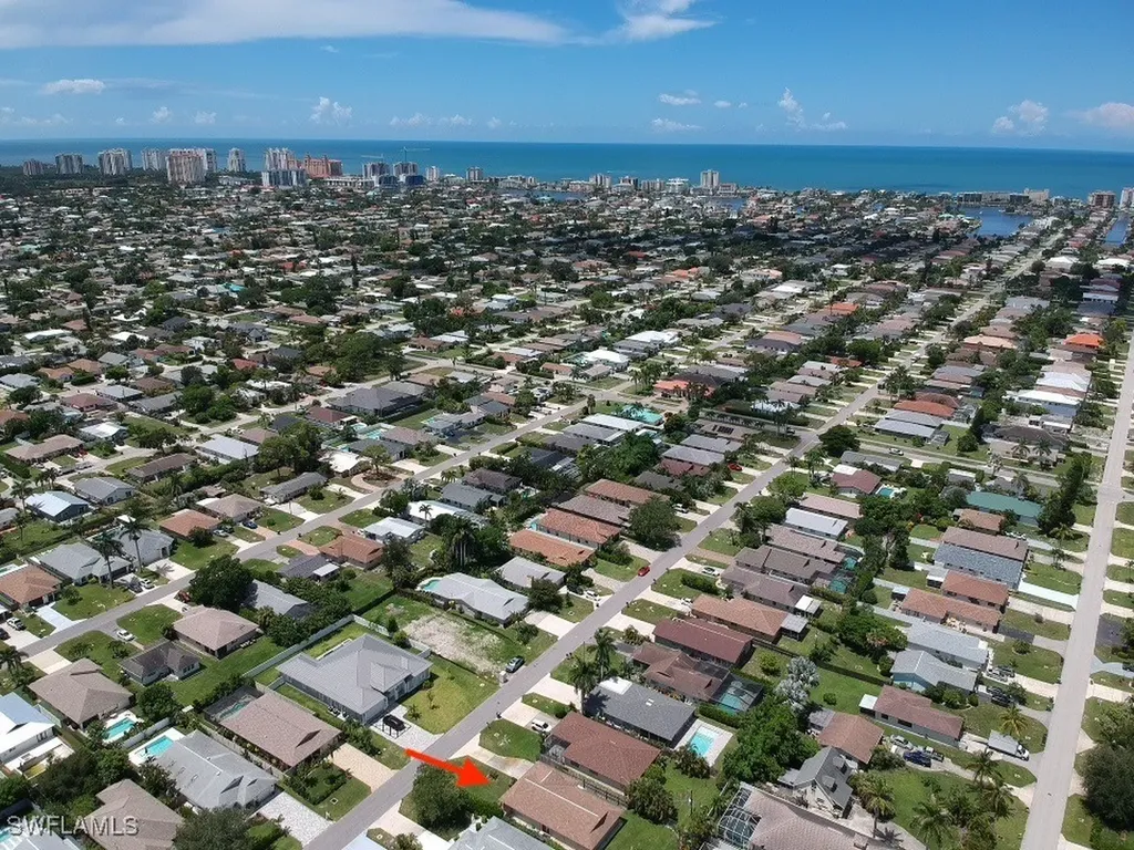 755 106th Avenue N Naples FL 34108