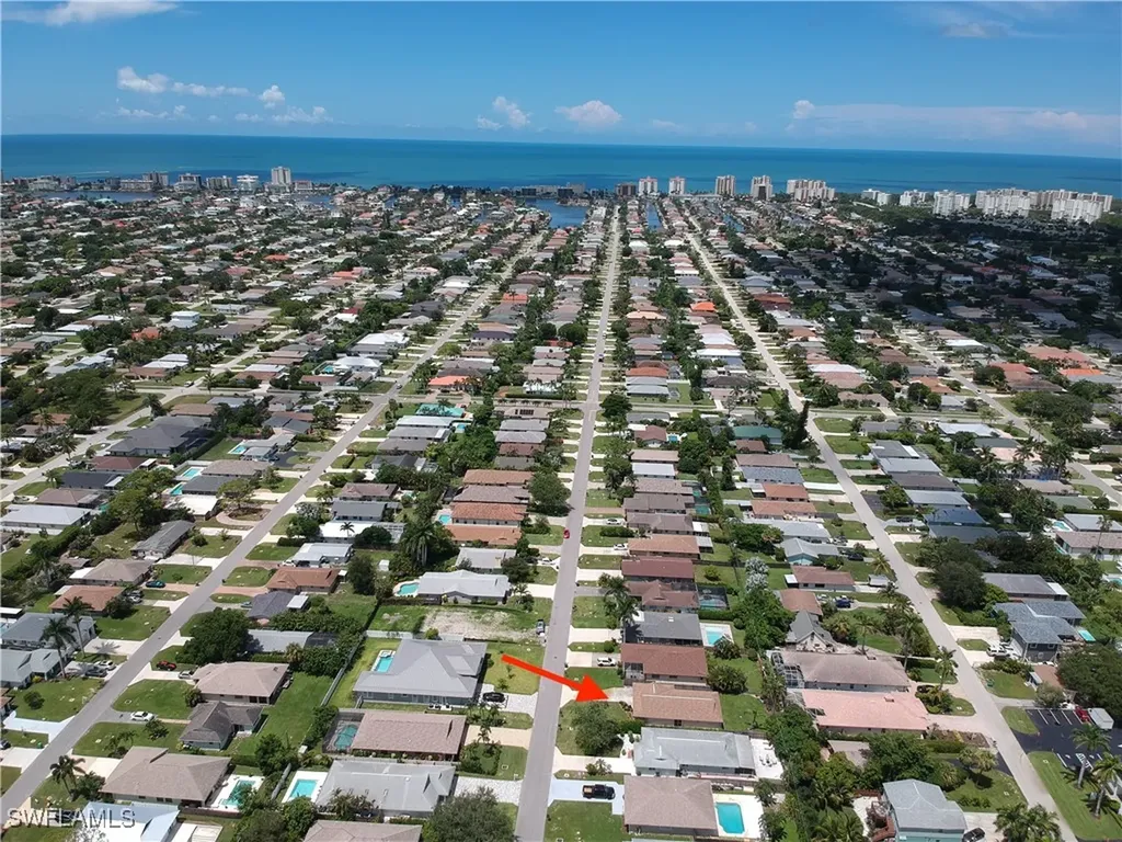 755 106th Avenue N Naples FL 34108
