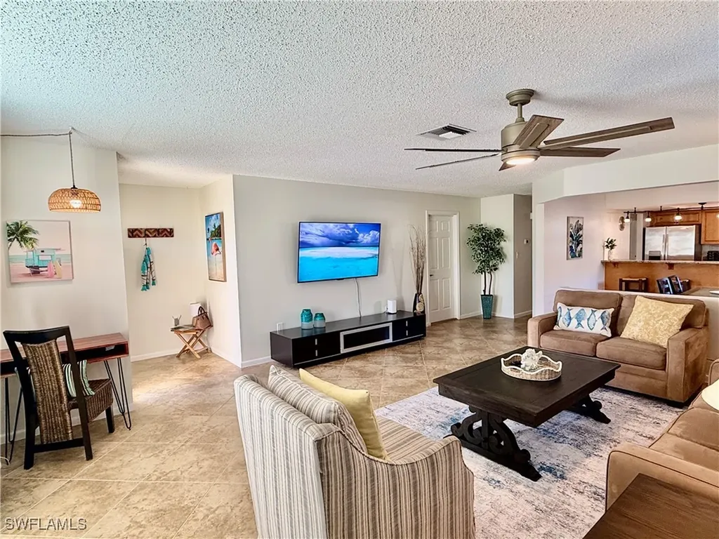 755 106th Avenue N Naples FL 34108