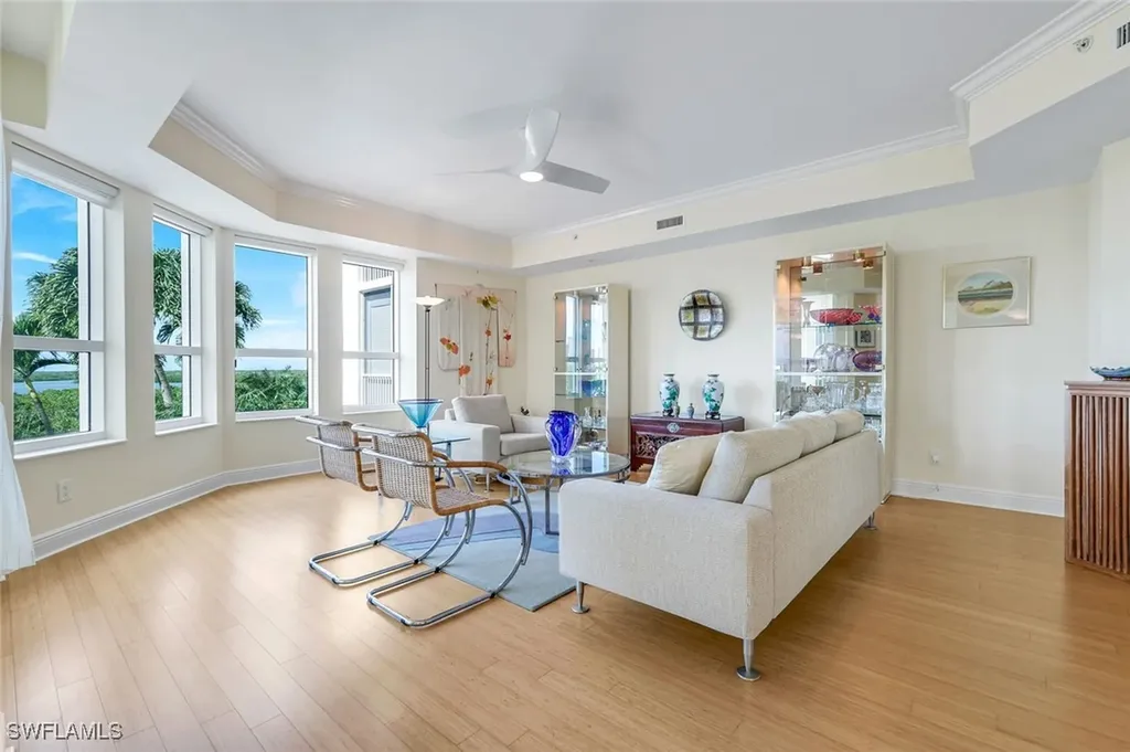 285 Grande Way Naples FL 34110