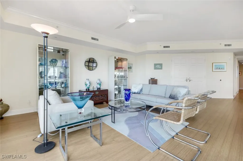 285 Grande Way Naples FL 34110