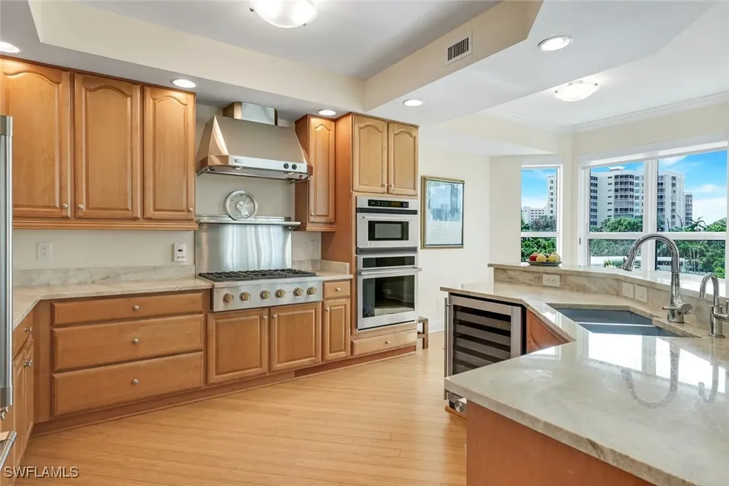 285 Grande Way Naples FL 34110