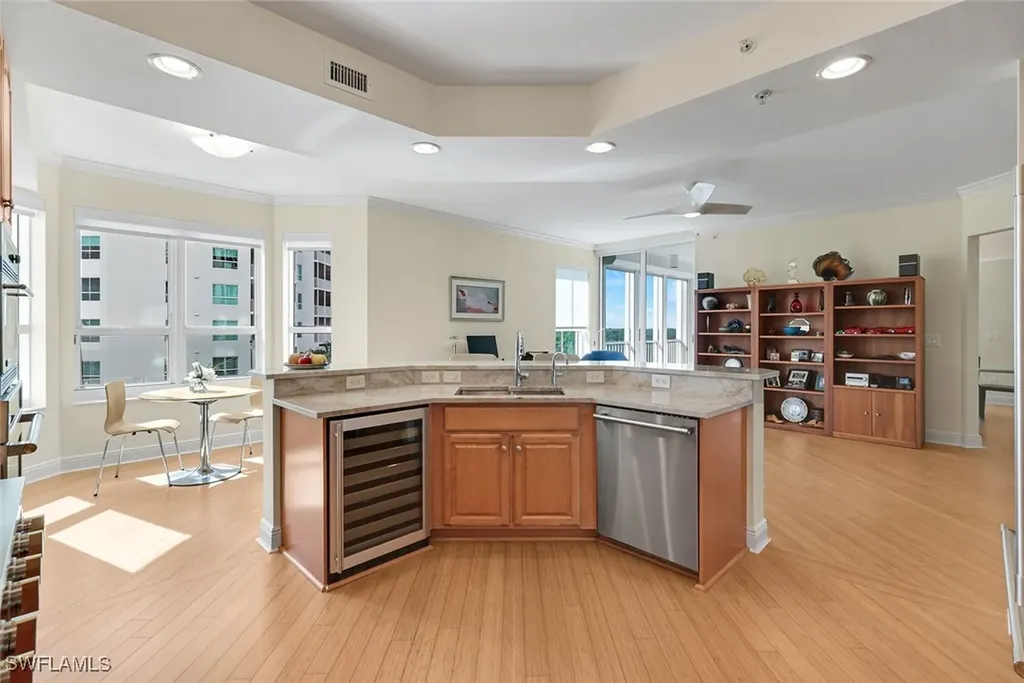 285 Grande Way Naples FL 34110