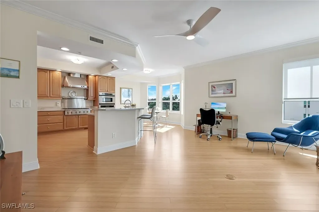 285 Grande Way Naples FL 34110