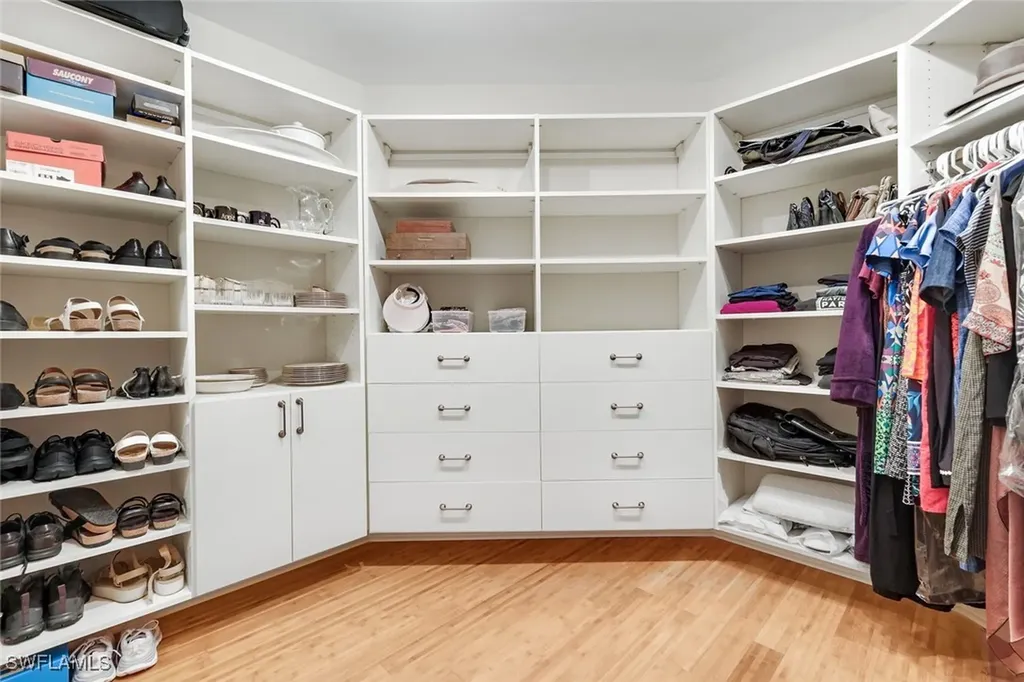 285 Grande Way Naples FL 34110