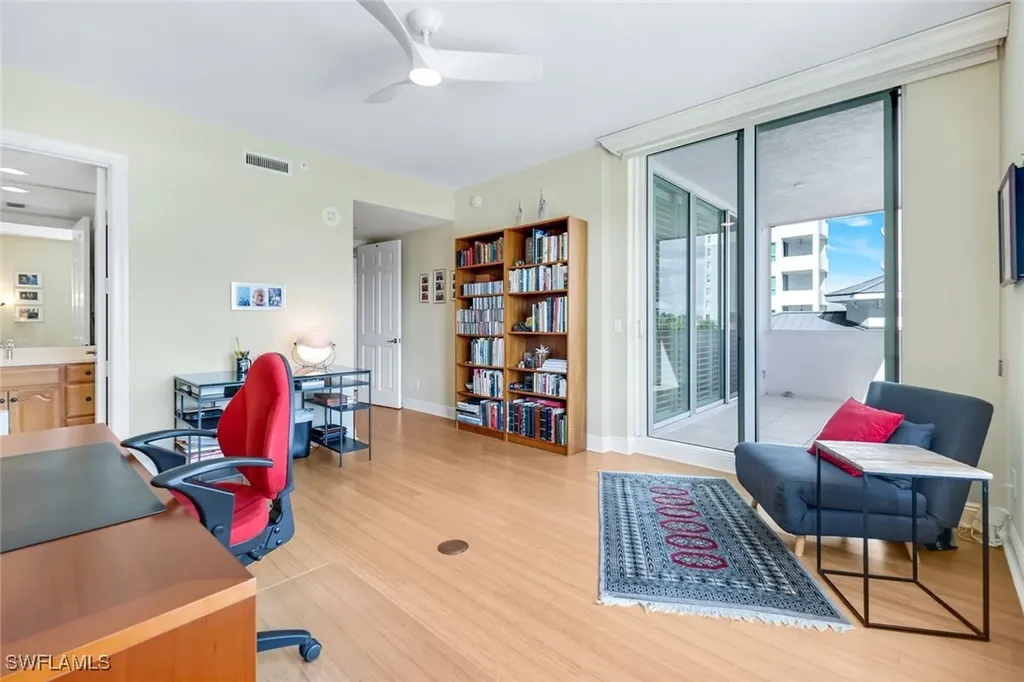 285 Grande Way Naples FL 34110