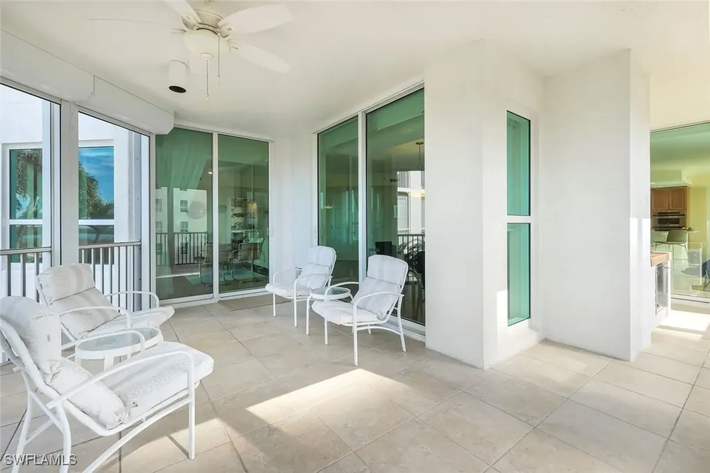 285 Grande Way Naples FL 34110