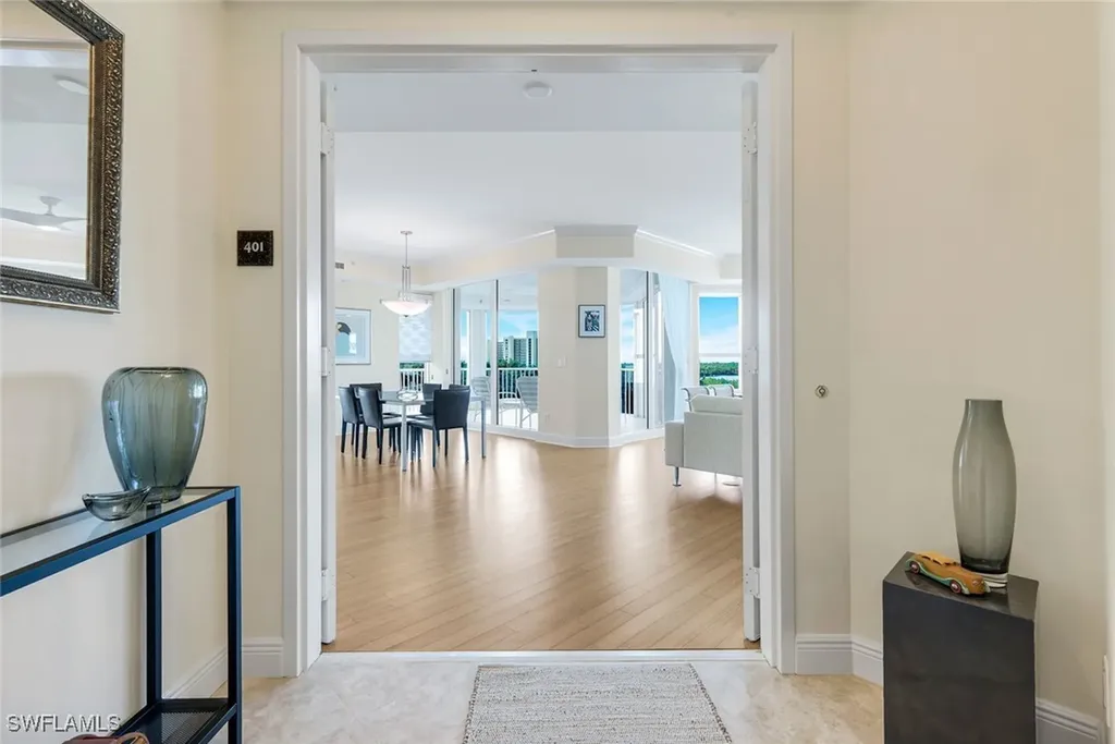 285 Grande Way Naples FL 34110