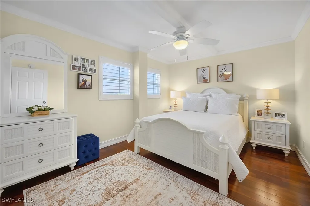 300 Park Shore Drive Naples FL 34103