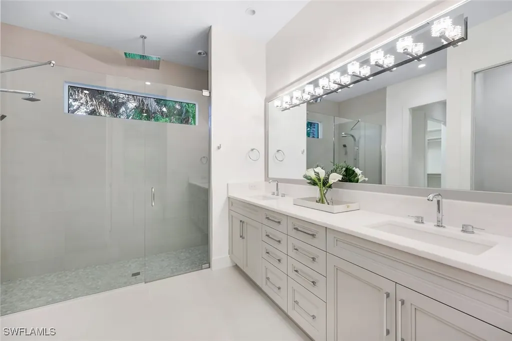 2100 Curtis Street Naples FL 34112