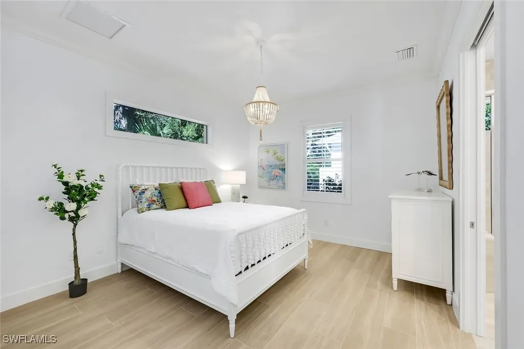 2100 Curtis Street Naples FL 34112