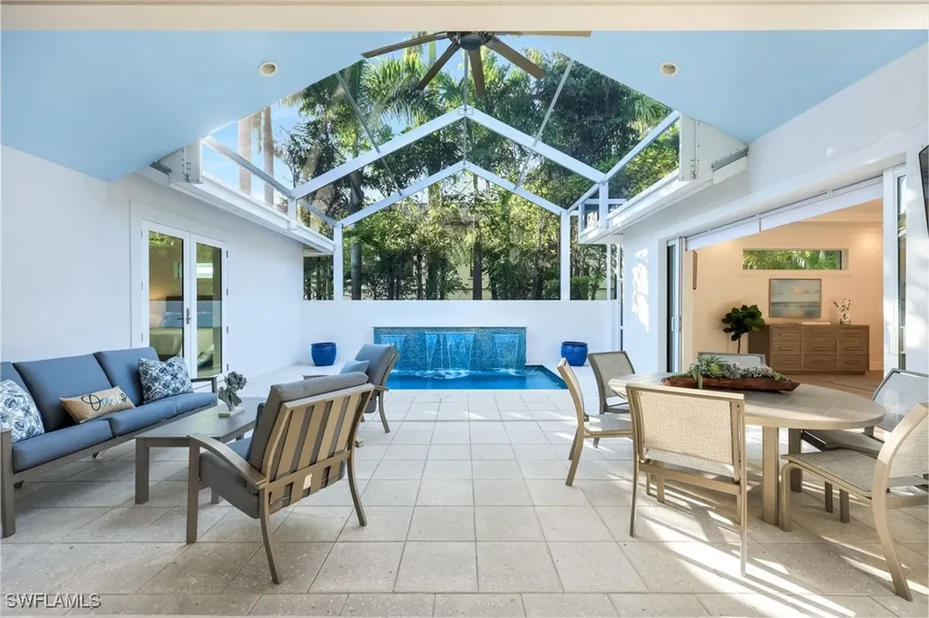 2100 Curtis Street Naples FL 34112