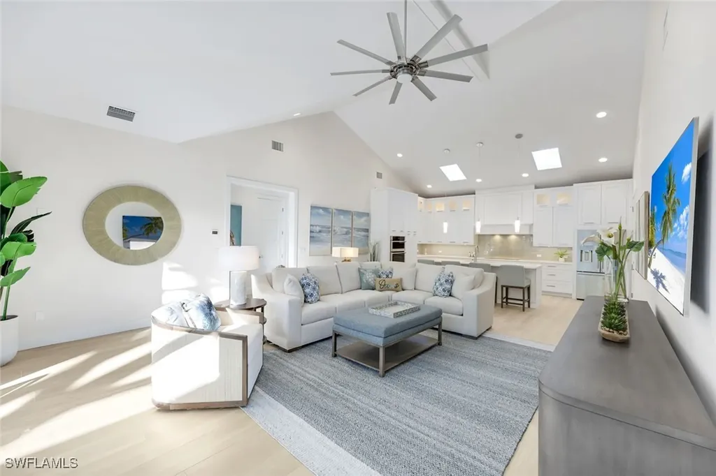 2100 Curtis Street Naples FL 34112