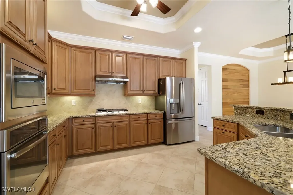 28591 Westmeath Court Bonita Springs FL 34135