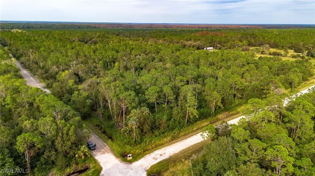Sanctuary Road Naples FL 34120