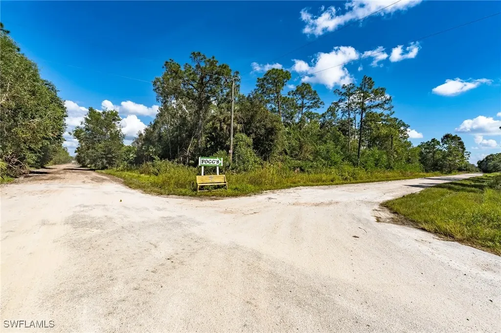 Sanctuary Road Naples FL 34120